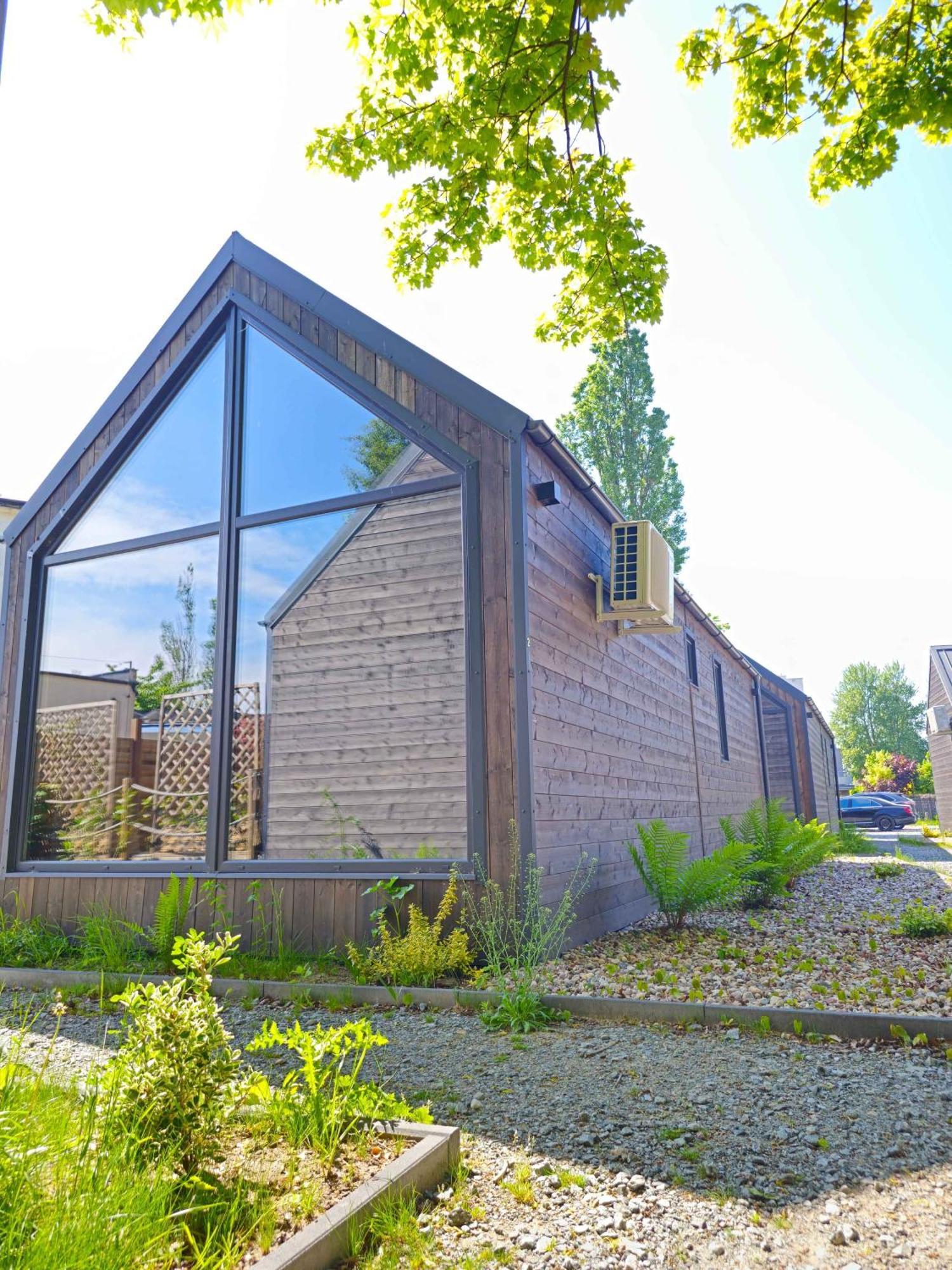 Morska Przystan Pilece - Jacuzzi Lodge Jastrzębia Góra